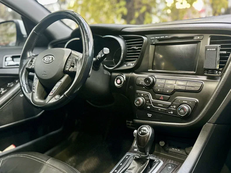 Kia Optima 2011 - 6