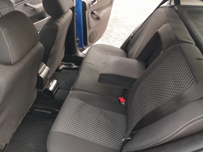 Volkswagen Golf 1999 - 12