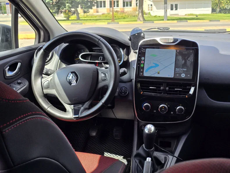 Renault Clio 2015 - 7