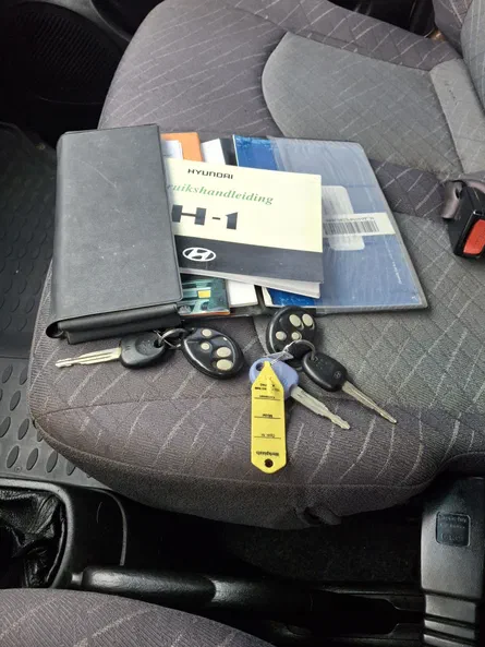 Hyundai H-1 2006 - 12