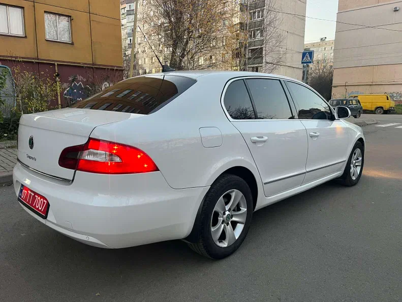 Skoda Superb 2010