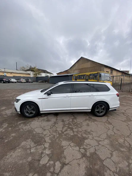 Volkswagen Passat 2015 - 9