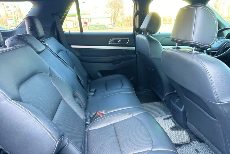 Ford Explorer 2017 - 13