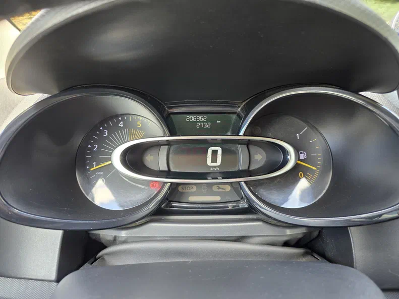 Renault Clio 2015 - 11