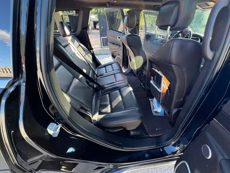 Jeep Grand Cherokee 2017 - 9