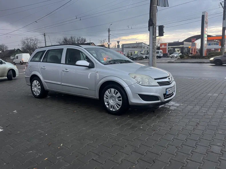 Opel Astra 2007