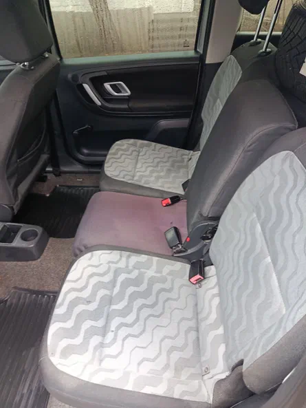 Skoda Roomster 2008 - 9