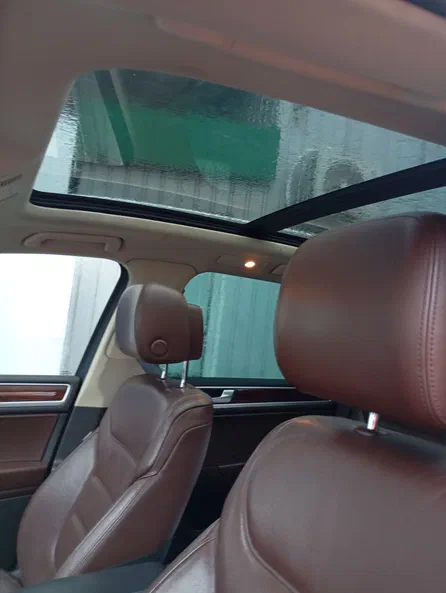 Volkswagen Touareg 2012