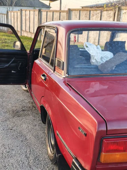 Lada (ВАЗ) 2107 2004