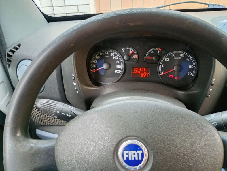 Fiat Doblo 2004