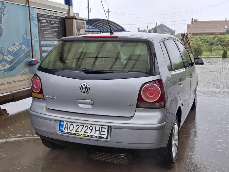 Volkswagen Polo 2009 - 6
