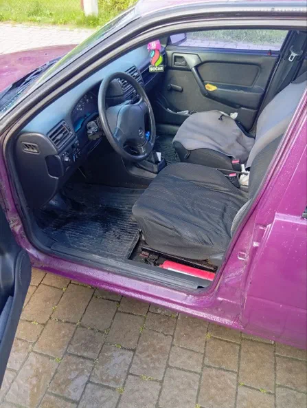 Opel Vectra 1991 - 13