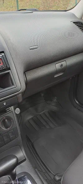 Volkswagen Polo 2001 - 17