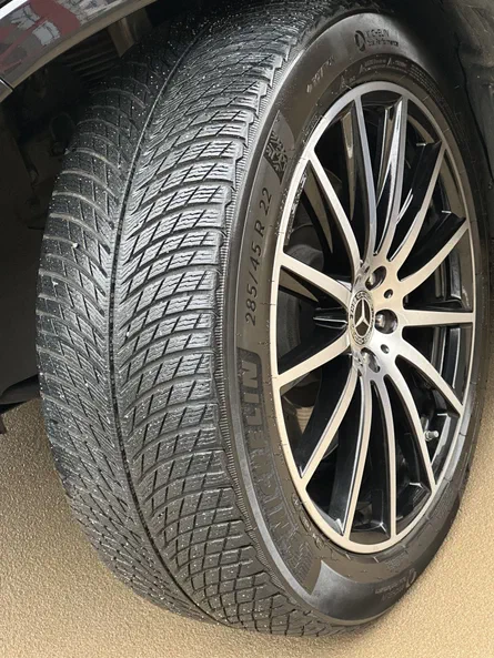 Mercedes-Benz GLS 2023 - 10