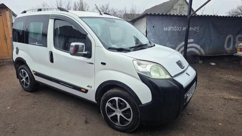 Peugeot Bipper 2008