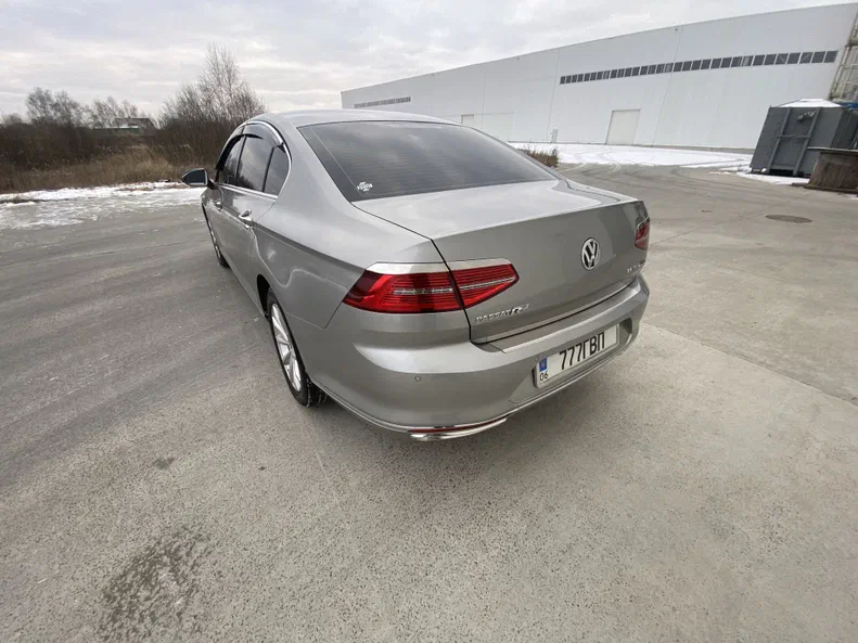 Volkswagen Passat 2016 - 9