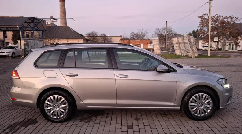 Volkswagen Golf 2019 - 8