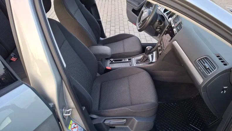 Volkswagen Golf 2019 - 12