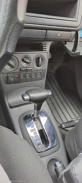 Volkswagen Polo 2001 - 10