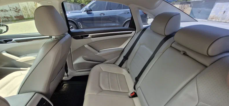 Volkswagen Passat 2016 - 13