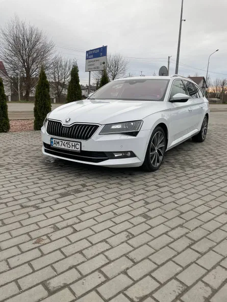 Skoda Superb 2018 - 8