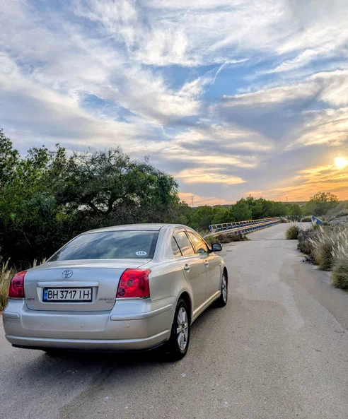 Toyota Avensis 2003 - 6