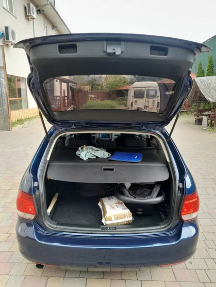 Volkswagen Golf 2011 - 24