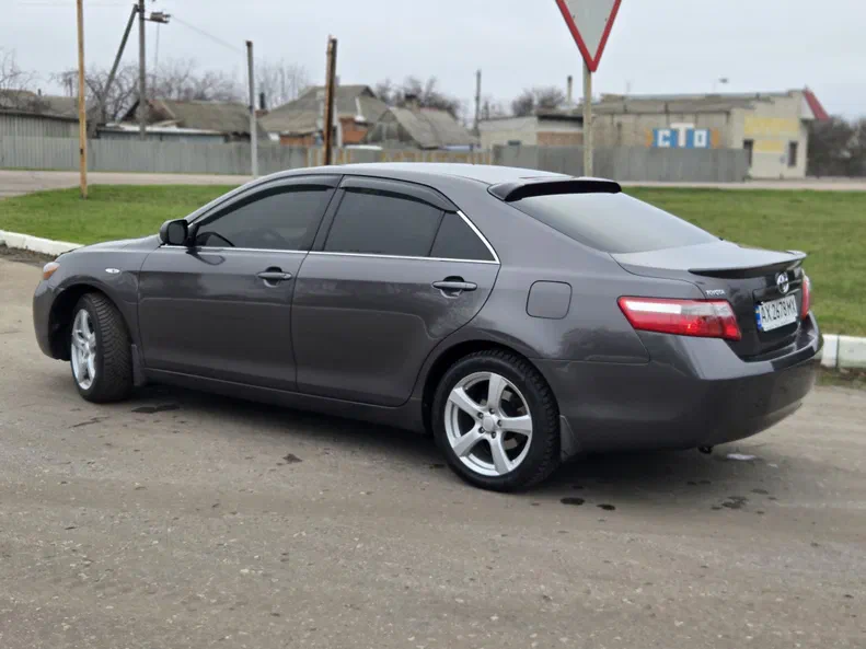 Toyota Camry 2008 - 6