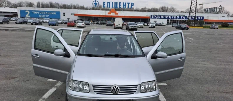 Volkswagen Polo 2001 - 8