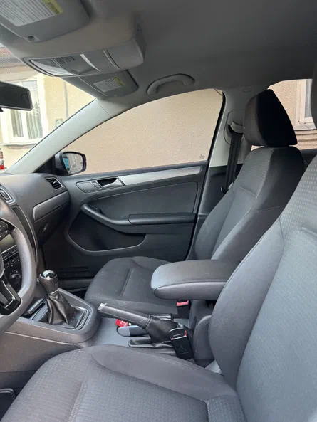 Volkswagen Jetta 2014