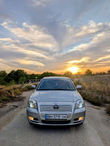 Toyota Avensis 2003 - 5