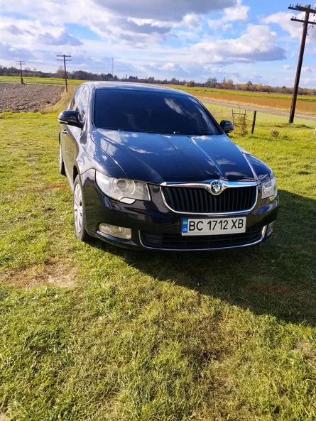 Skoda Superb 2011