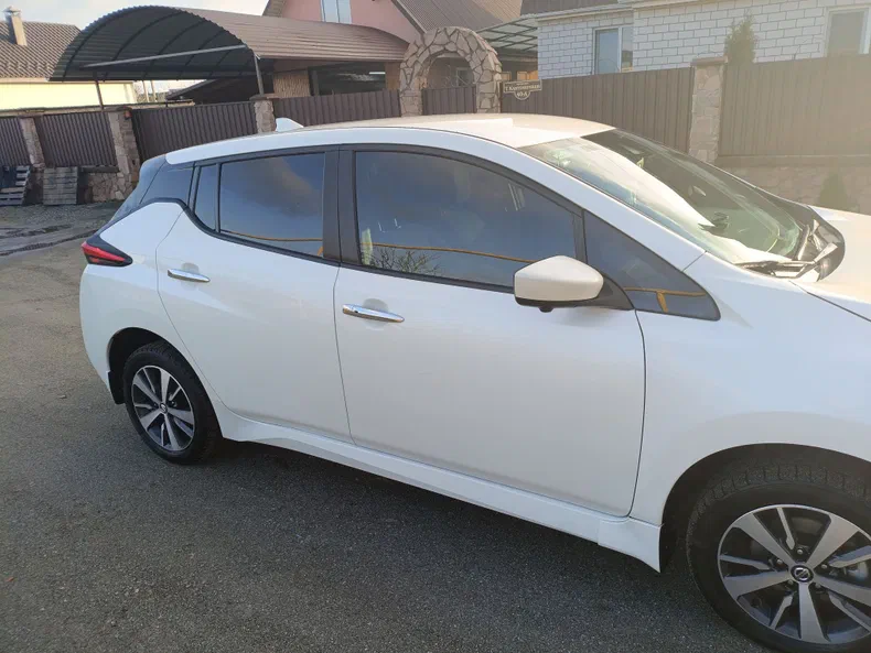 Nissan Leaf 2022 - 7