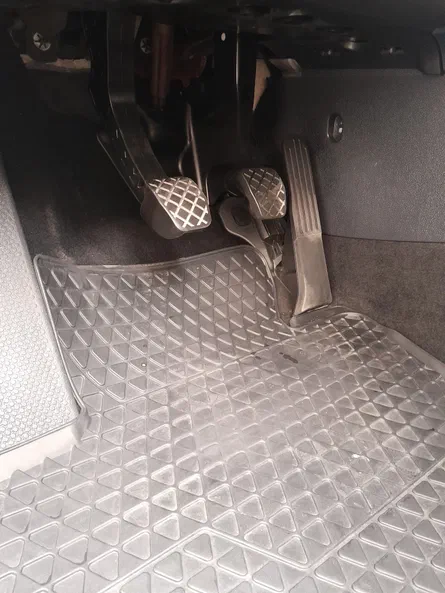 Volkswagen Golf 2011 - 8