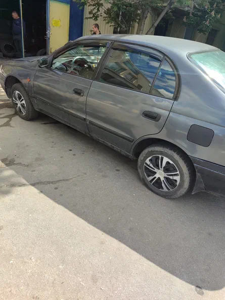 Toyota Carina E 1997