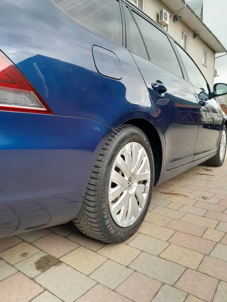 Volkswagen Golf 2011 - 18