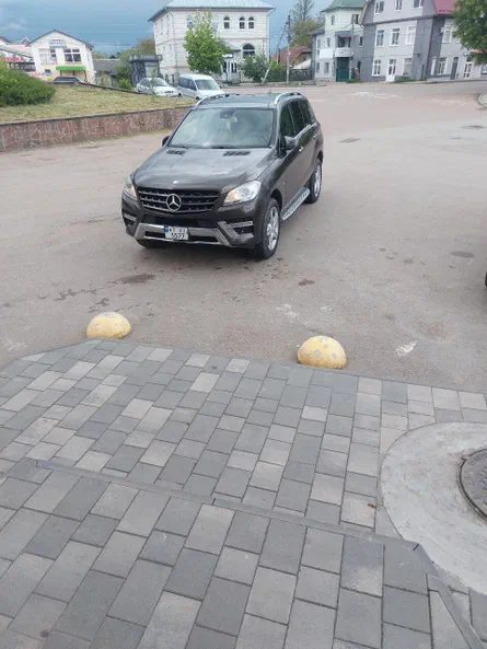 Mercedes-Benz M-Клас 2012 - 12