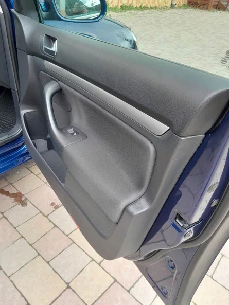 Volkswagen Golf 2011 - 14