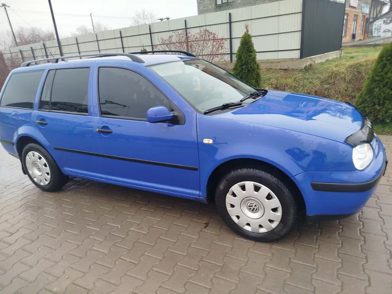 Volkswagen Golf 2001 - 8