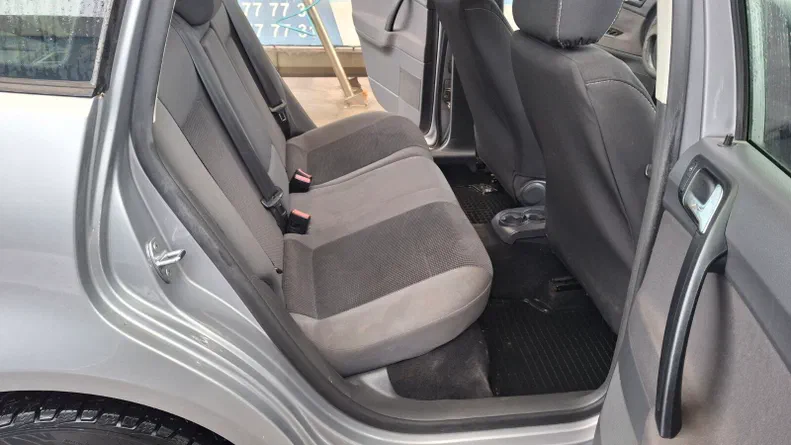 Volkswagen Polo 2009 - 12