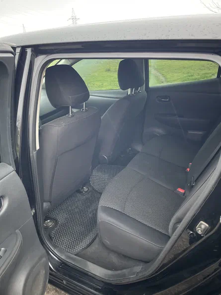 Nissan Leaf 2017 - 6