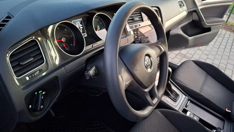 Volkswagen Golf 2019 - 21