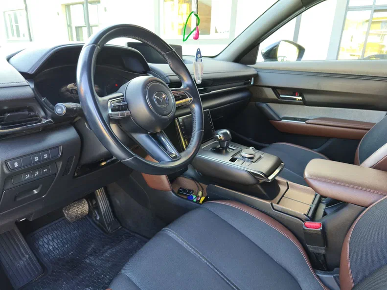 Mazda MX-30 2020 - 10