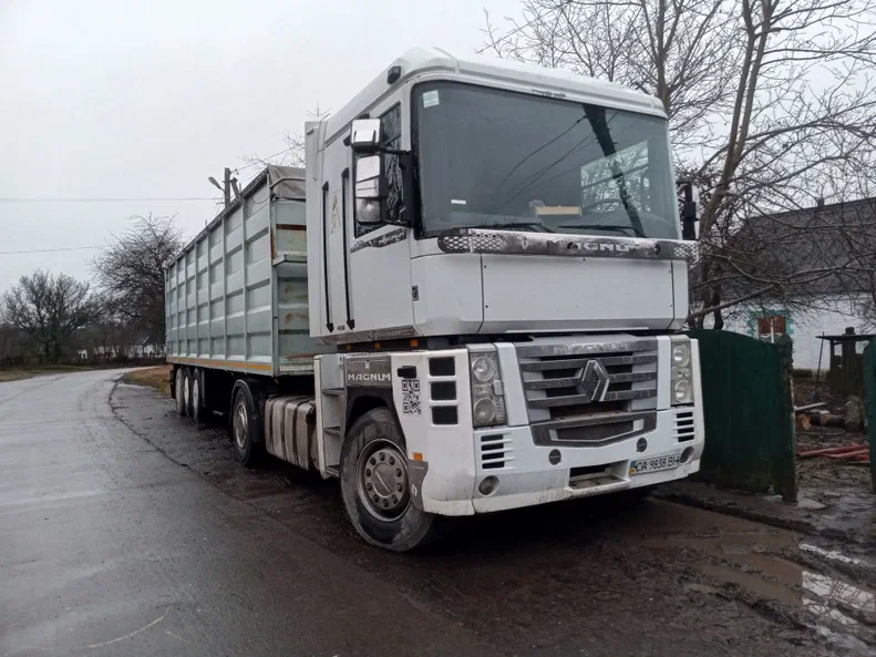 Renault MAGNUM 440dxi 2005