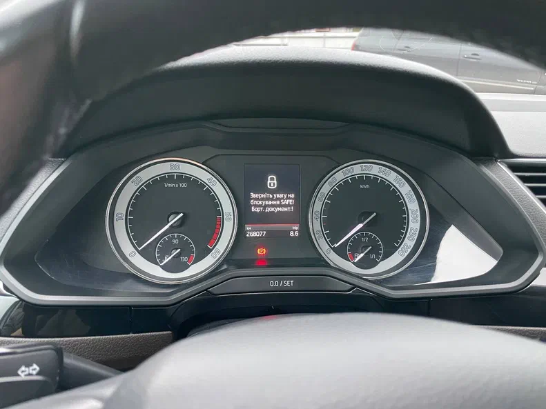 Skoda Superb 2018 - 23