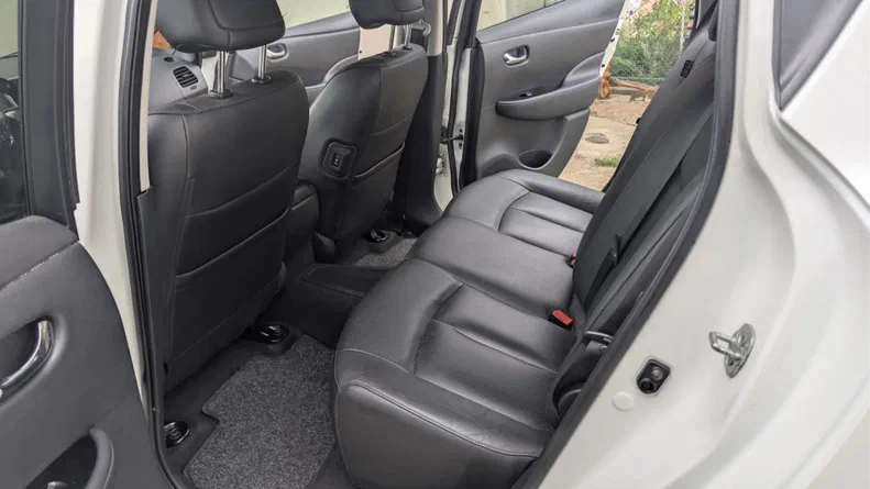 Nissan Leaf 2013 - 6