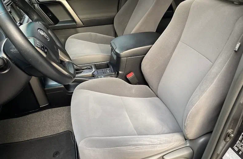 Toyota Land Cruiser Prado 2013 - 10