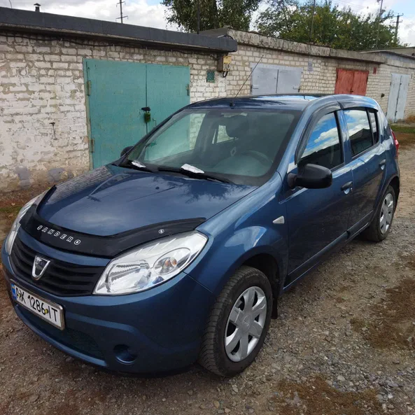 Dacia Sandero 2011