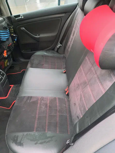 Volkswagen Golf 2004