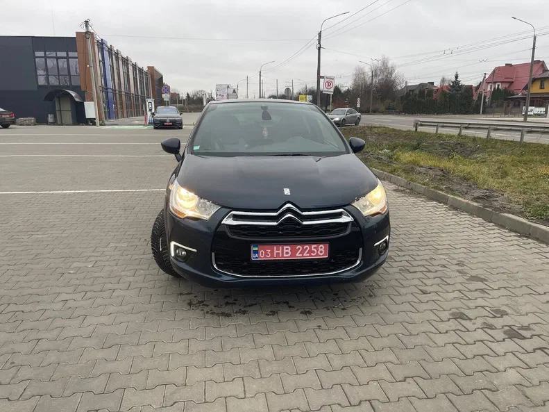 Citroen DS4 2011